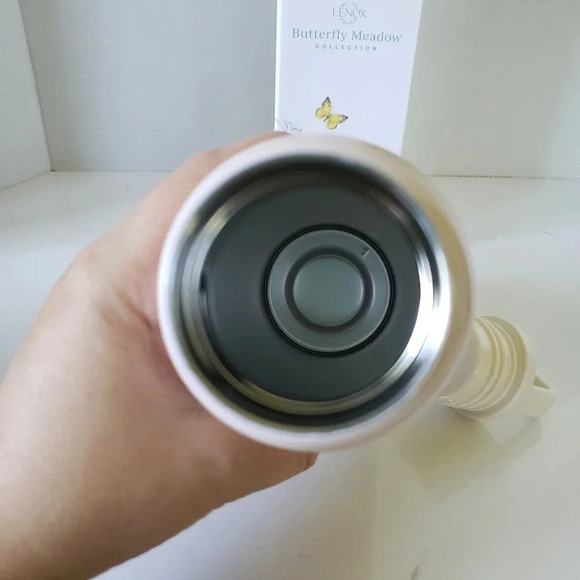 Lenox Butterfly Meadow Pink New in box 18oz Insulated Water Bottle. - Picture 7 of 10